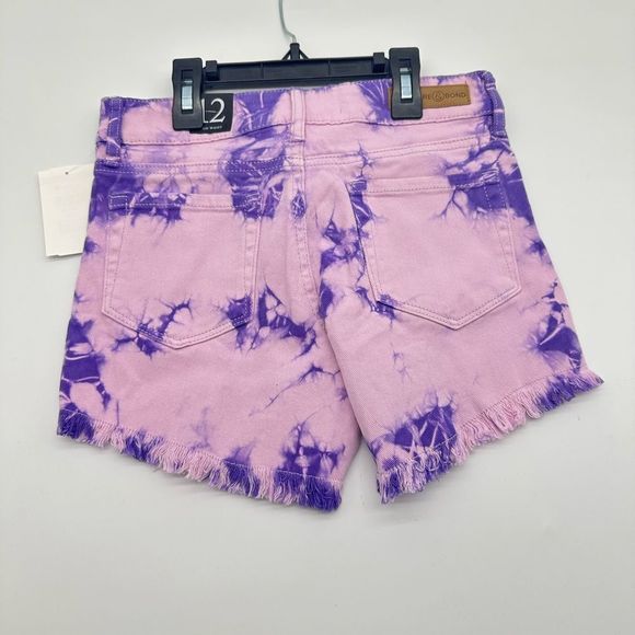 Treasure & Bond
Kids' High Waist
Denim Shorts - Picture 4 of 5